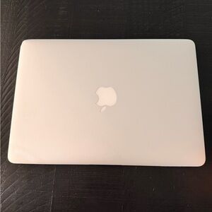 Apple MacBook Air